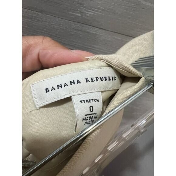 New Banana Republic Khaki Beige High Rise Skirt Size 0‎ - Picture 3 of 3
